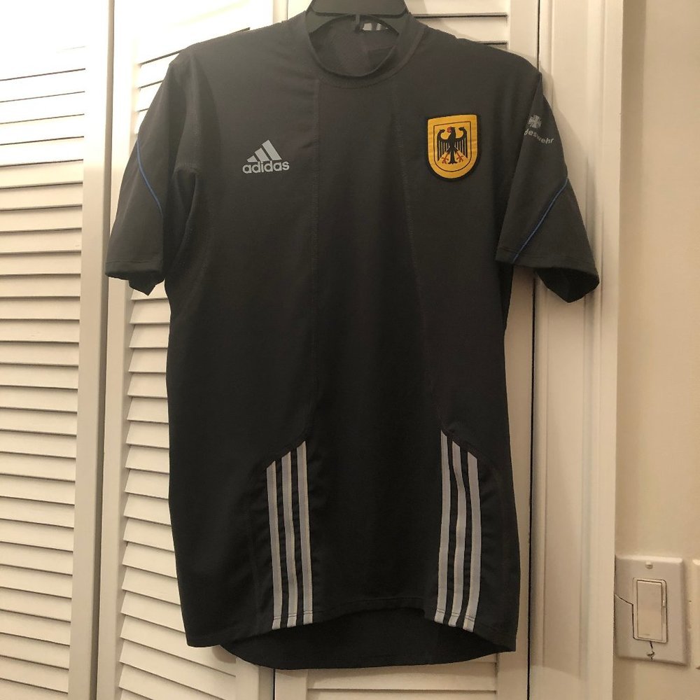 Adidas Men Official Germany Soccer Jersey Small - Gem